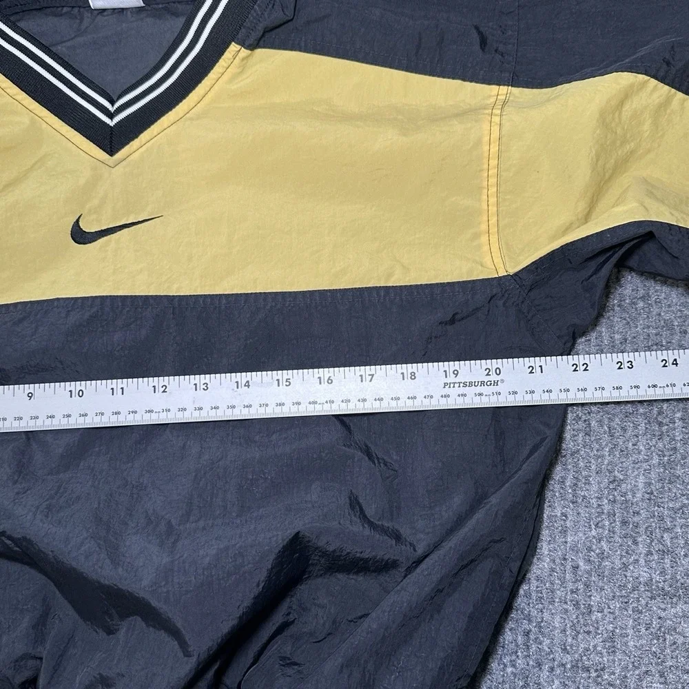 Nike this vintage
